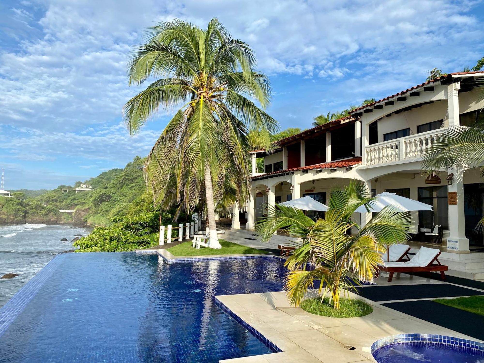 Vista Las Olas Resort El Cuco Eksteriør billede